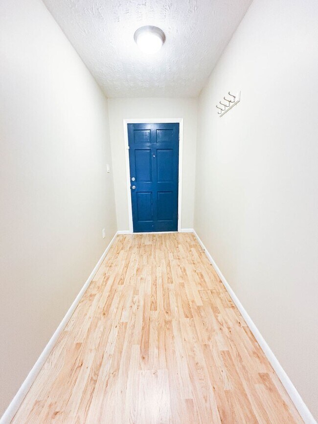 Foto del edificio - 3 Bedroom 2 Bathroom- No Pets