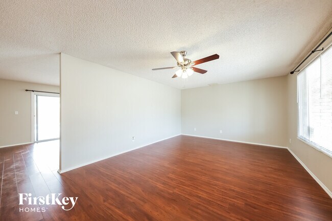 Foto del edificio - 4123 W Hayward Ave