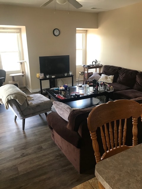 Building Photo - 200 Bridge St