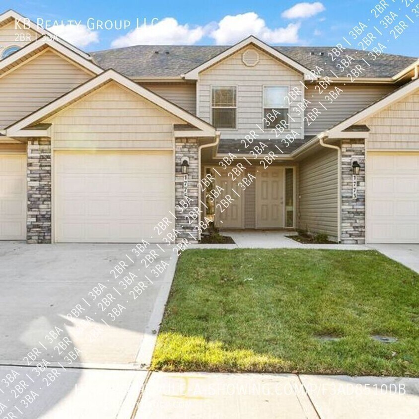 Newer 2 Bed Townhome in Belton; RaymorePe... House for Rent in