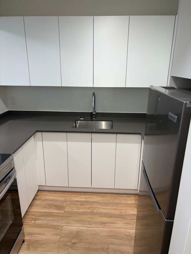 Photo du bâtiment - 501 Sixth St
