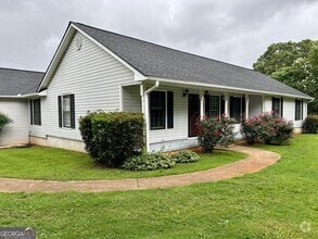 Building Photo - 2745 McDonough Rd