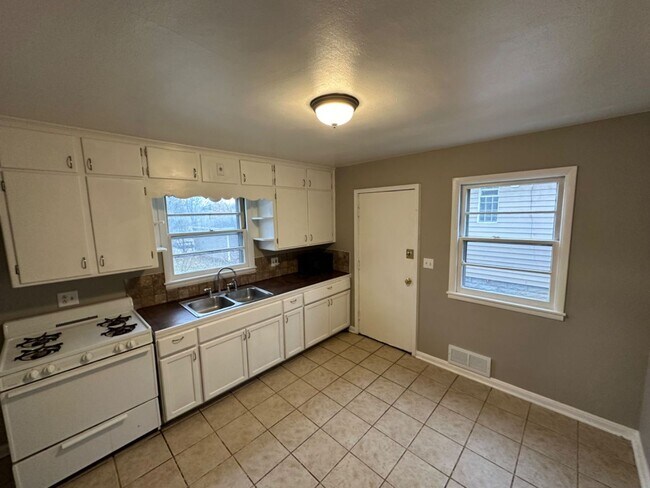 Foto del edificio - 4706 N 35th St
