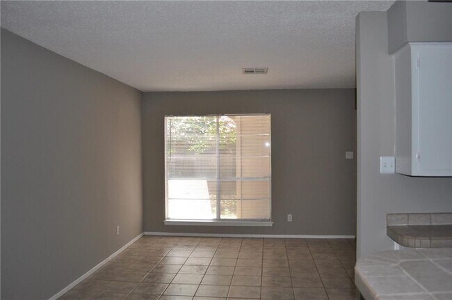 Building Photo - 6501a Cannonleague Dr
