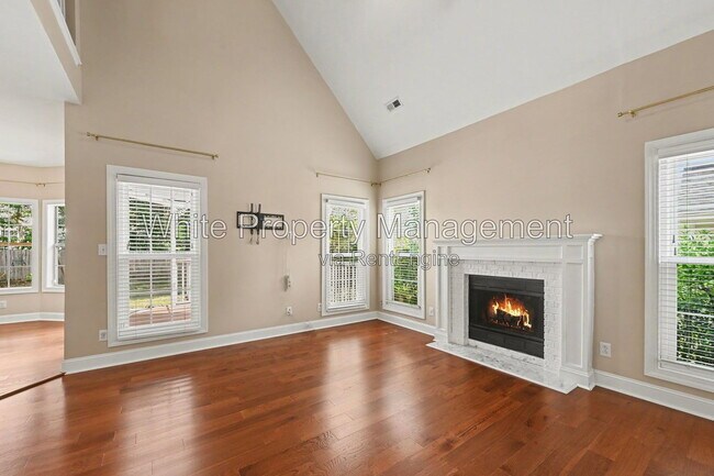 Building Photo - 9201 Hanworth Trace Dr