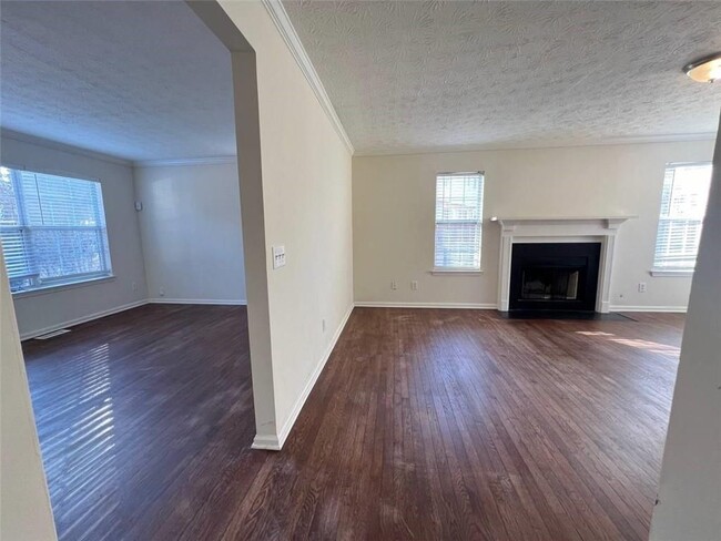 Foto del edificio - 1418 Brookside Manor Ct