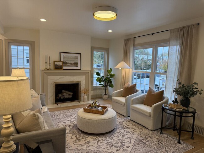 Foto del edificio - Beautiful Remodeled Sugar House Home