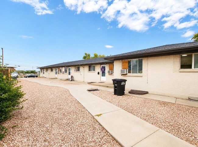 Photo - 3126-3134 W Arizona Ave (Denver, CO) Apartment