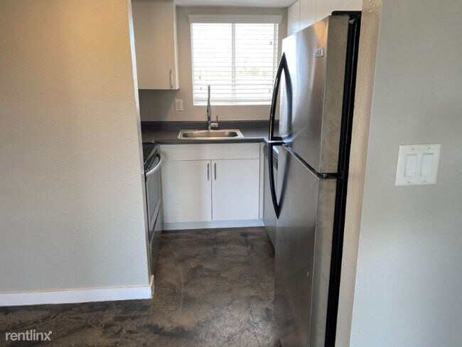 Foto del edificio - 2936 N 34th Pl