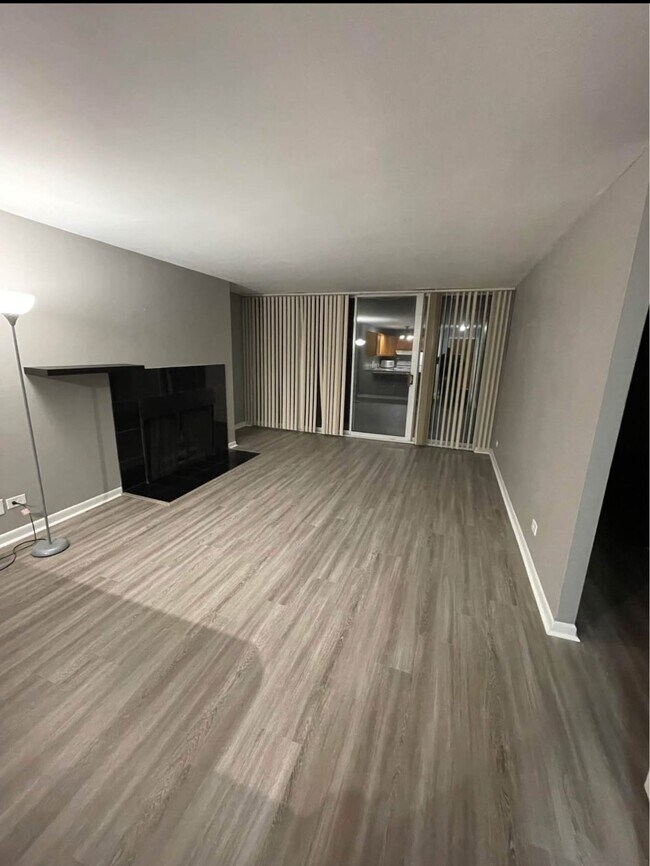 Foto del edificio - 5800 Oakwood Dr