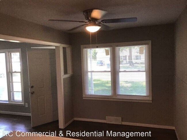 Foto del edificio - 3 br, 1 bath House - 10118 E 79th Street