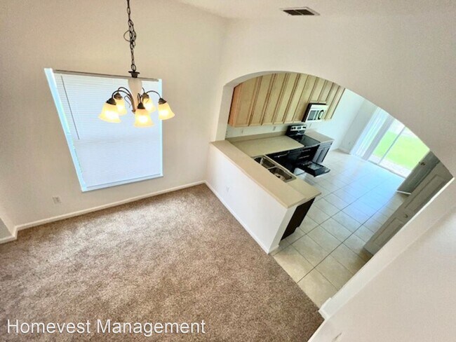 Foto del edificio - 5 br, 3.5 bath House - 16404 Cedar Crest D...