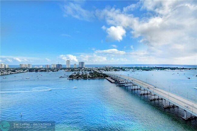Foto del edificio - 2640 Lake Shore Dr