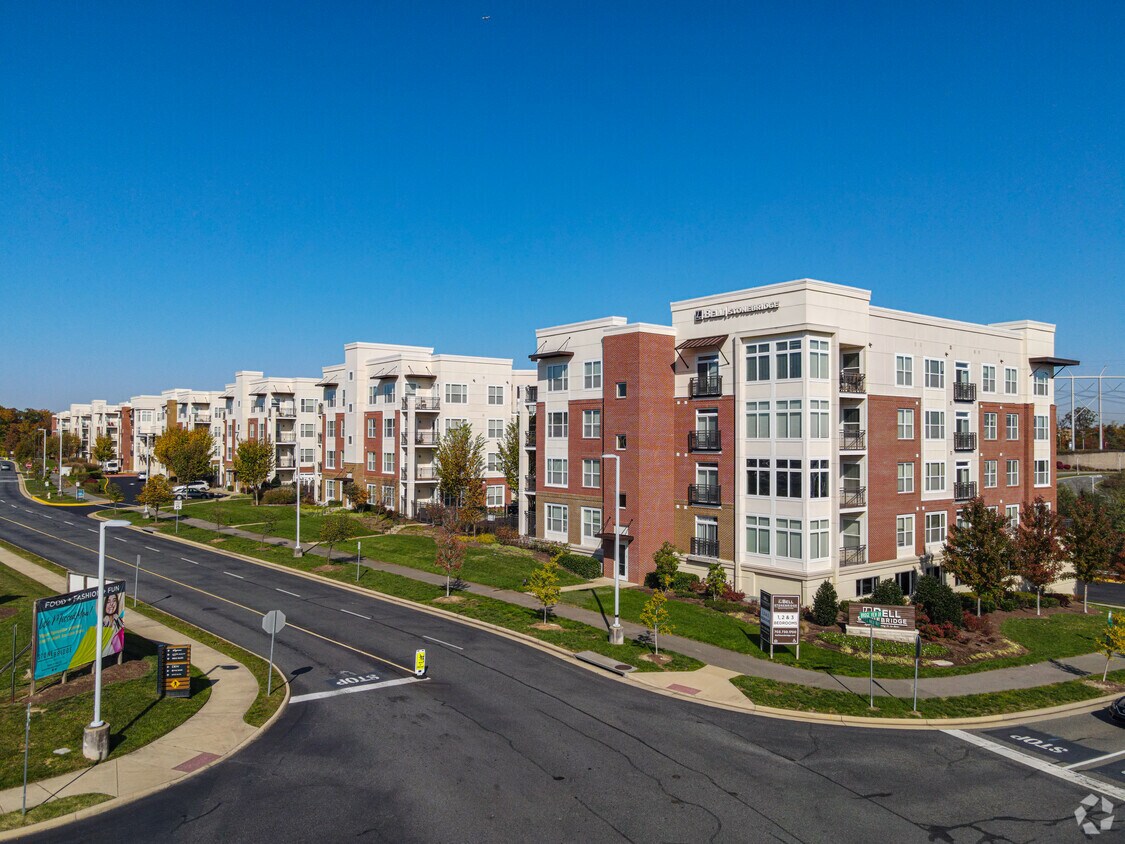 Bell Stonebridge Apartments in Woodbridge, VA