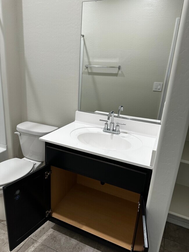 Foto del edificio - 35288 W San Alvarez Ave