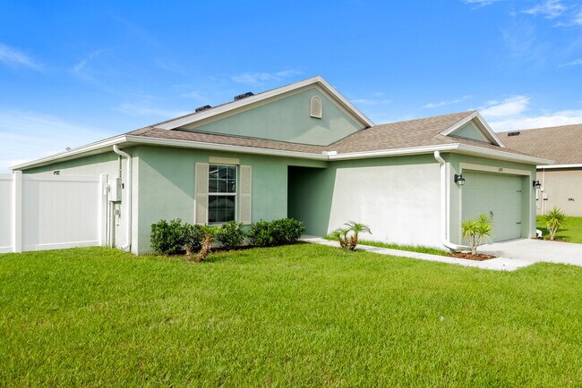 Building Photo - 6742 Wirevine Dr