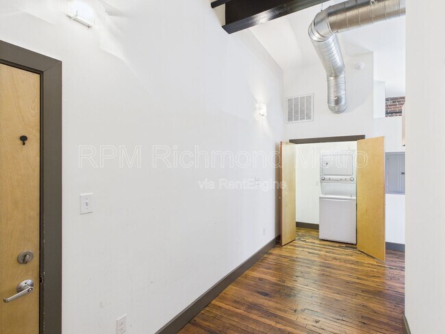 Foto del edificio - 1322 W Broad St