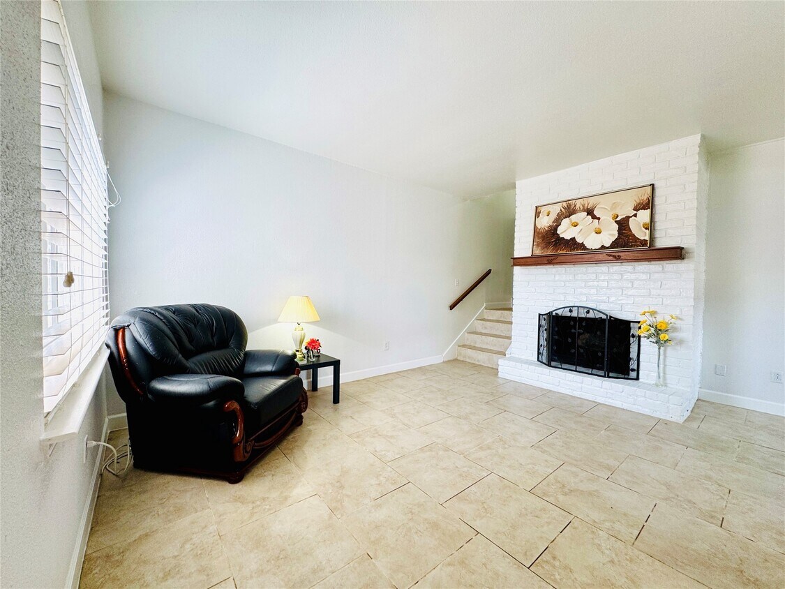 Foto principal - 11127 Village Bend Ln