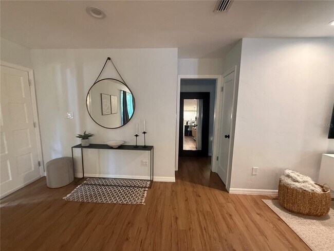 Foto del edificio - 3745 SW 6th Pl