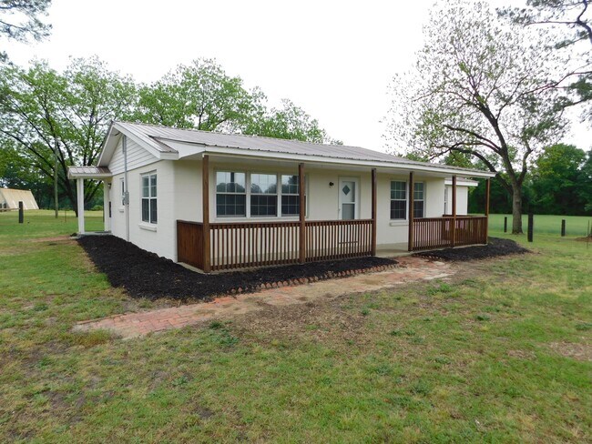 Building Photo - 529 Old Mt Olive Hwy
