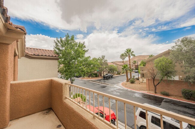Foto del edificio - 3 Bedroom, 2.5 Bath Two Story Home in Sout...
