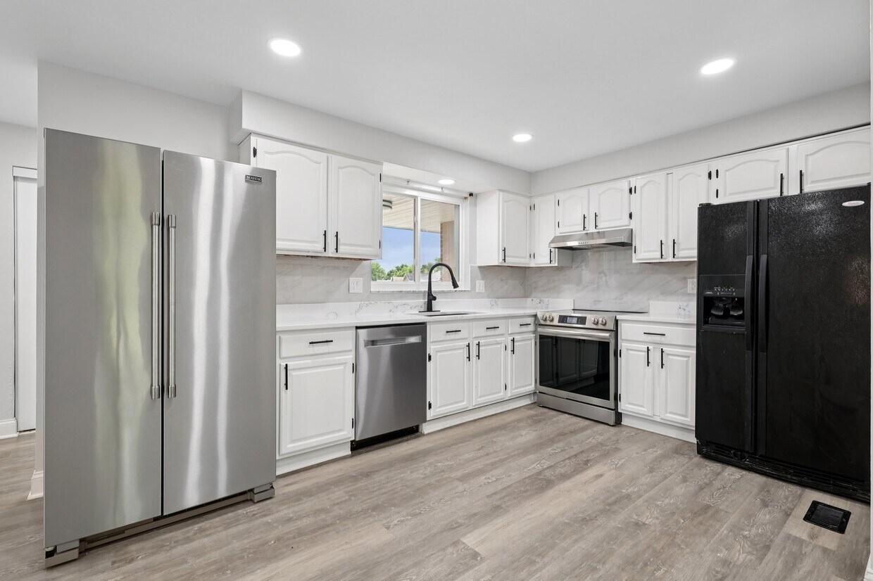 Foto principal - 708 Burman Ave