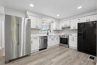 Building Photo - 708 Burman Ave