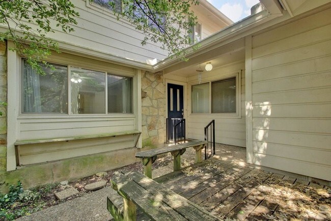 Building Photo - 3617 Kentfield Rd