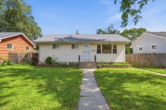 Building Photo - 14229 Blaine Ave