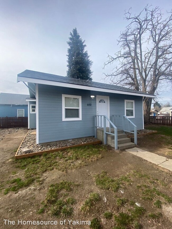 Building Photo - 2 br, 1 bath House - 610 Saint Helens Street