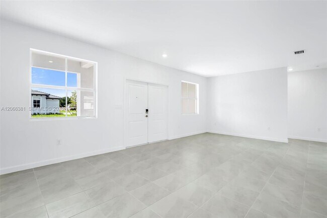 Foto del edificio - 27308 SW 159th Ct