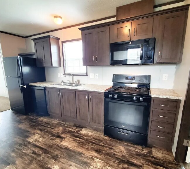 Foto del edificio - 9792 Spinnaker Dr