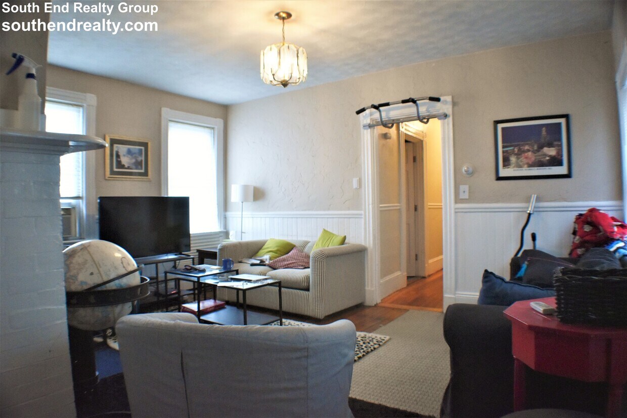 Primary Photo - 12 Albion Pl