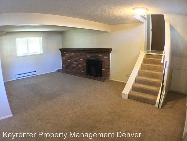 Building Photo - 4 br, 2 bath House - 11133 Forest Ave