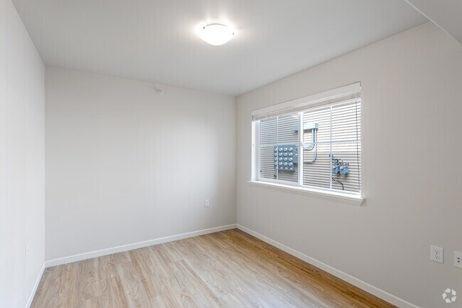 1HAB, 1BA - 607 ft² - Vista Rose Senior Apartments