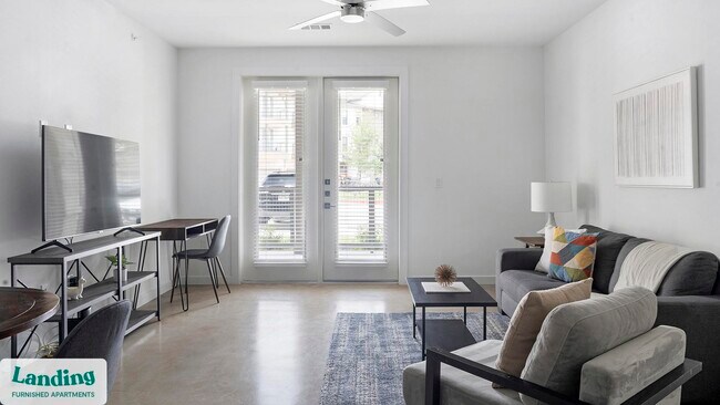 Foto del edificio - 5511 Caprock Smt Dr