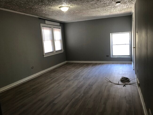 Building Photo - 2453 W Haddon Ave