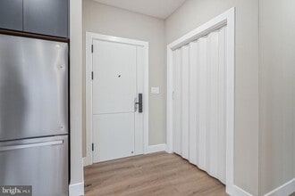 Building Photo - 4432 Wingate St