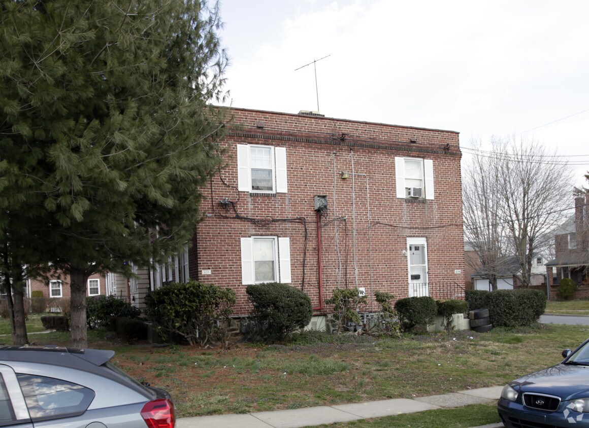 Foto del edificio - 326 Morris Ave