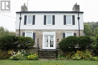 Building Photo - 7682 Old Tremaine Rd
