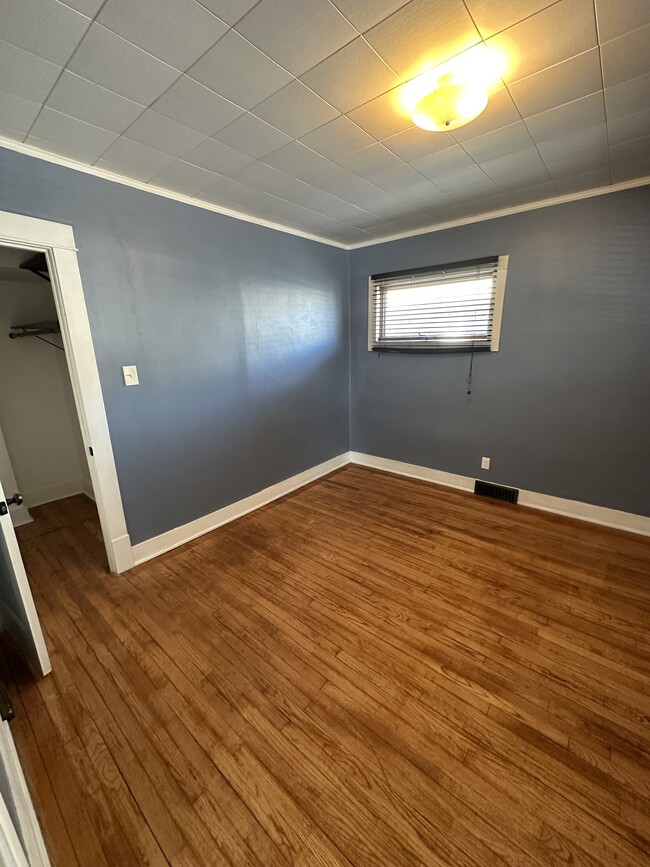 Main floor bedroom 1 - 1814 S 15th St