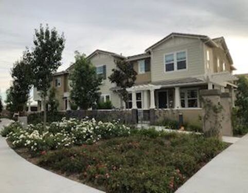 Foto principal - 7579 Spitfire St