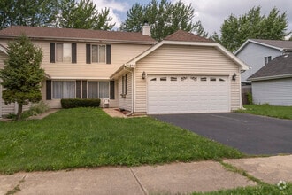 Building Photo - 1210 Andover Cir