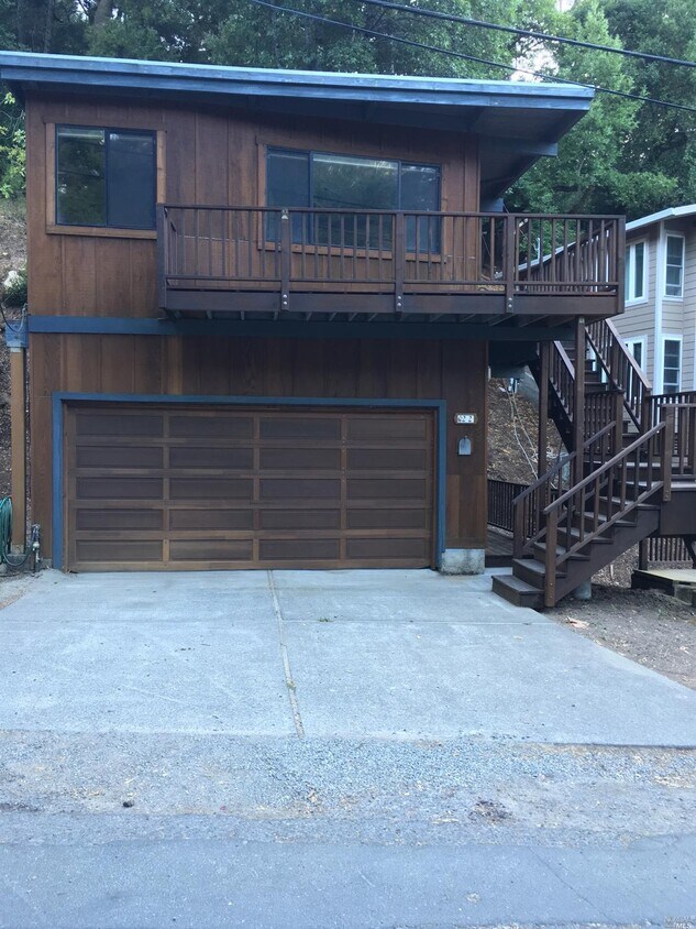 22 Allyn Ave, San Anselmo, CA 94960 House for Rent in San Anselmo, CA