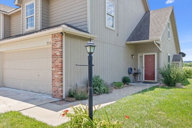 Building Photo - 2736 Coralberry Ct