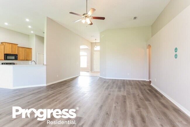 Foto del edificio - 10334 Planters Wood Dr
