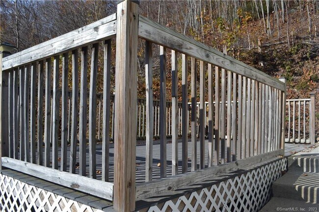 Building Photo - 255 Frost Bridge Rd
