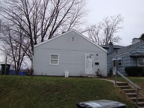 Building Photo - 1123 N Meade St