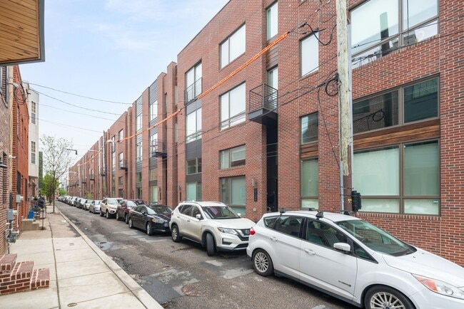 Building Photo - 2109 League St