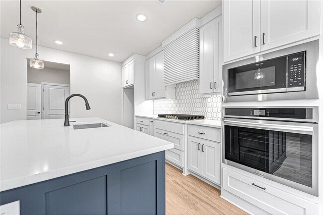 Foto del edificio - 1841 Utopia St